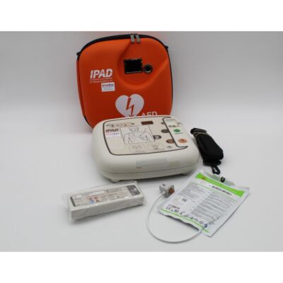 CU Medical Systems iPad SP01 Semi Automatic AED Defibrillator with accessories