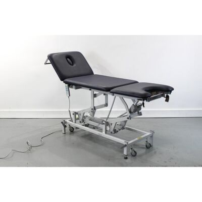 Seers Medical SM8543 GP Medicare 3 Section Twin Lift Electric Gynecology Couch face mid height head section lifted