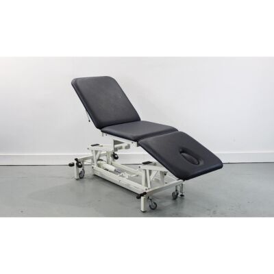 Akron A9231A Europa Continental 3 Section Twin Lift Hydraulic Couch face mid head section lowered