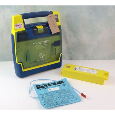 Cardiac Science G3 Semi Automatic AED Defibrillator with NEW Battery (100%) & 1 NEW Pack of Electrodes 
