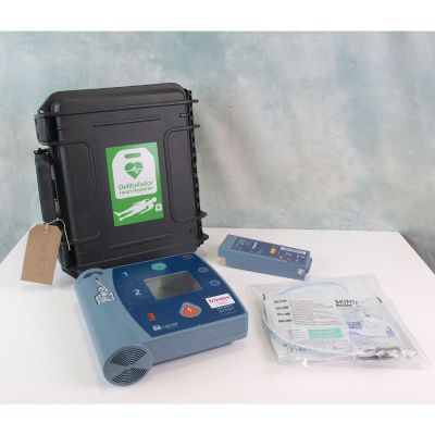 Laerdal Heartstart FR2+ AED Defibrillator with Battery (64%), 1 NEW Pack of Electrodes & Robust Carry Case