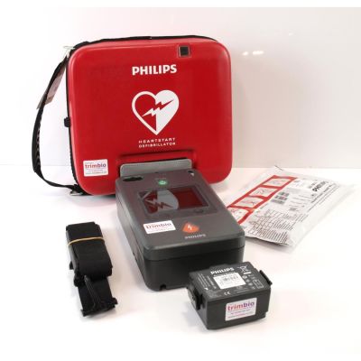 Philips Heartstart FR3 AED Defibrillator, with Good Battery , 1 Pack of NEW Electrodes & Carry Case
