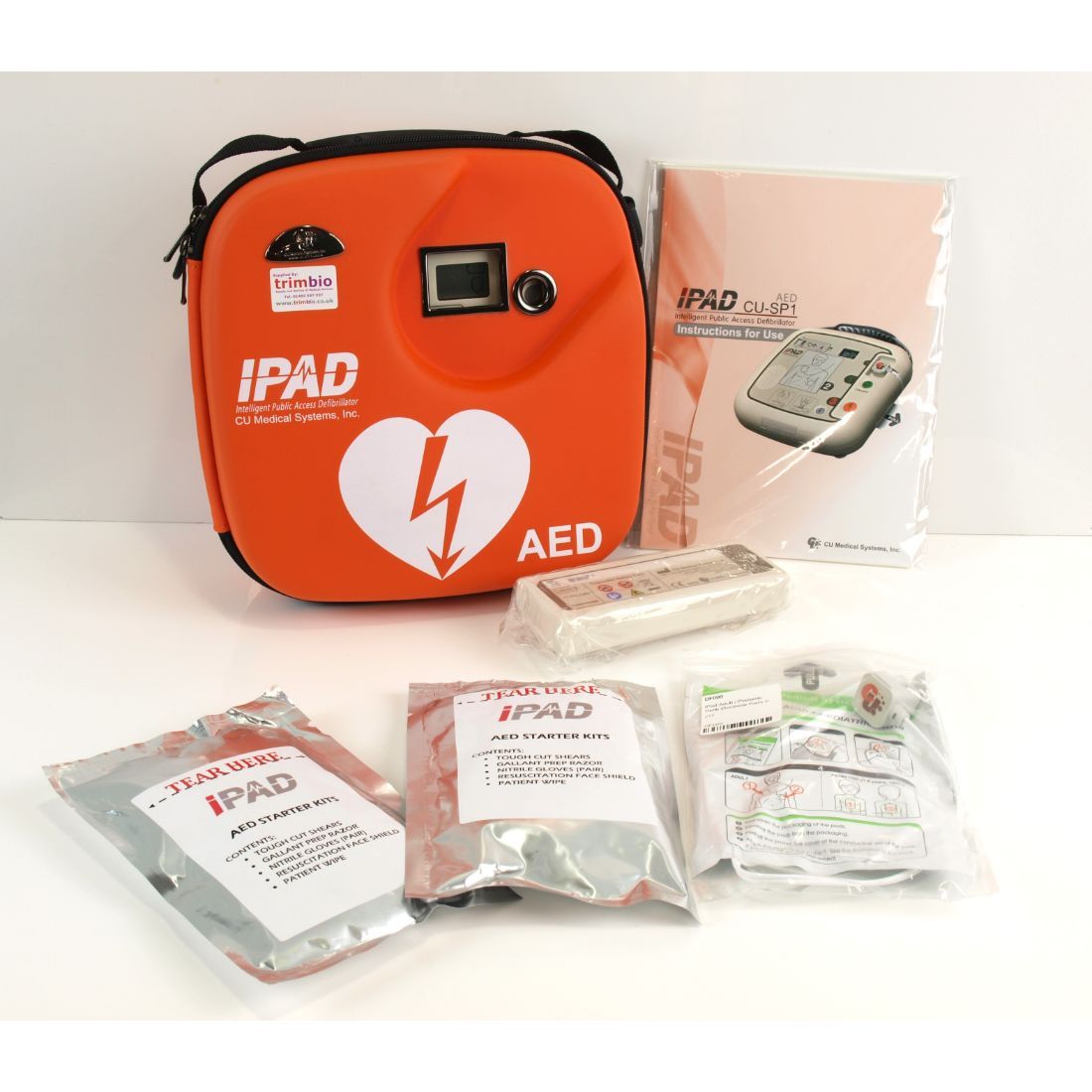 NEW iPAD SP1 Semi Automatic Defibrillator with NEW Battery & 1 x NEW Pack  of Electrode Pads & carry case